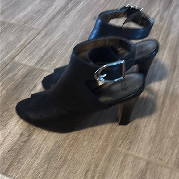 Johnston & Murphy Heels - Picture 3 of 6